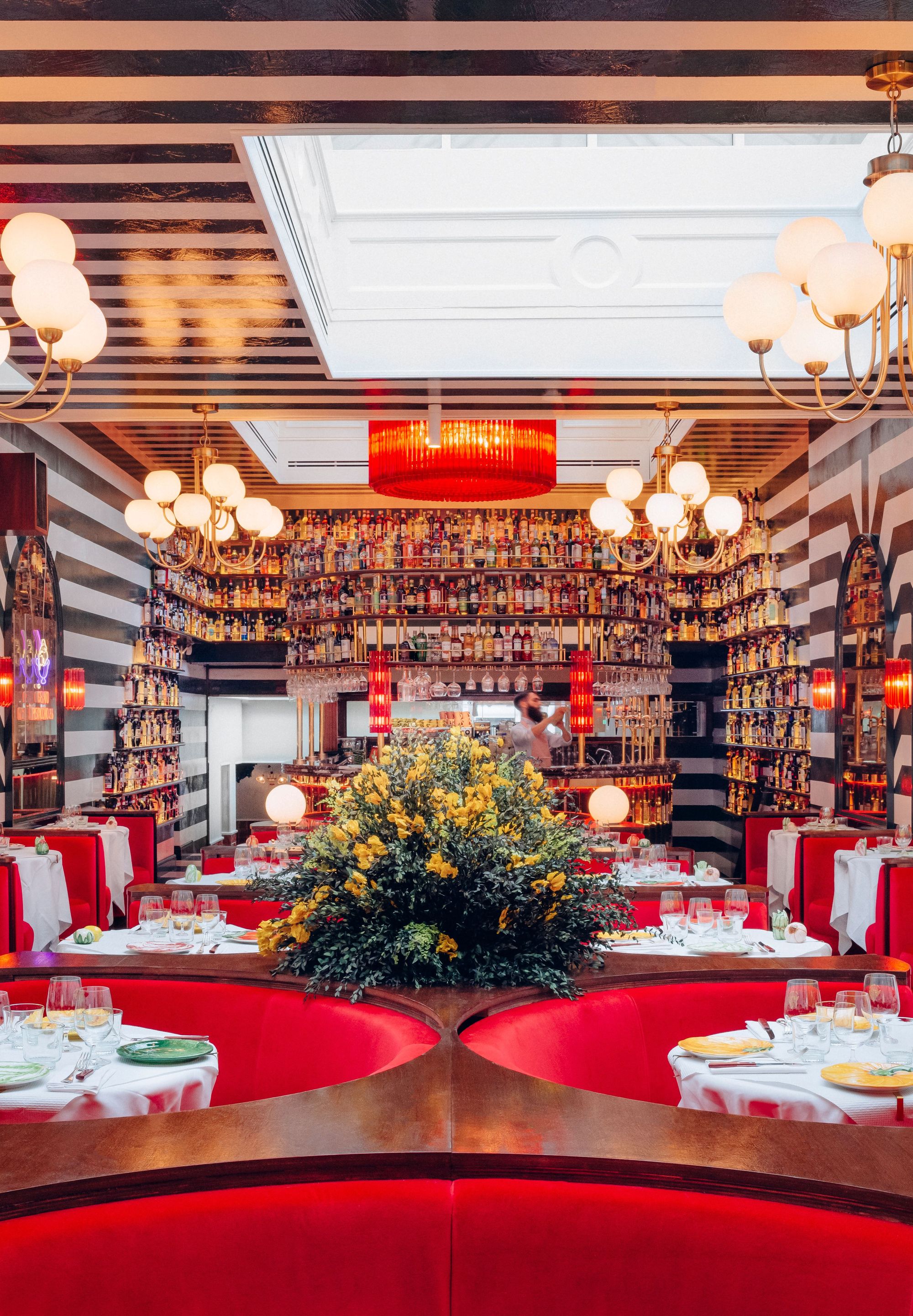 Ave Mario · Covent Garden
