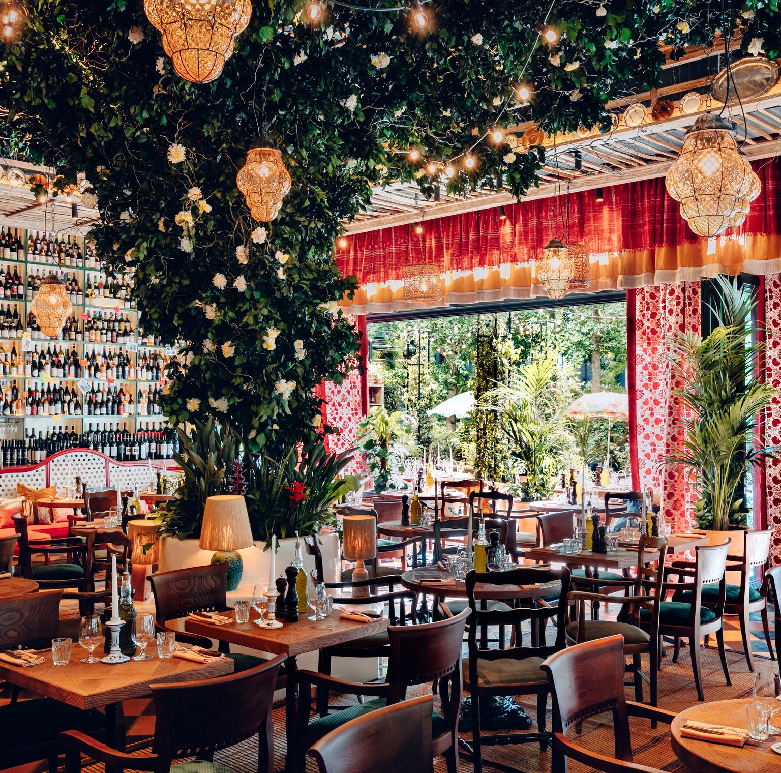 Big Mamma · Italian restaurants con molto amore