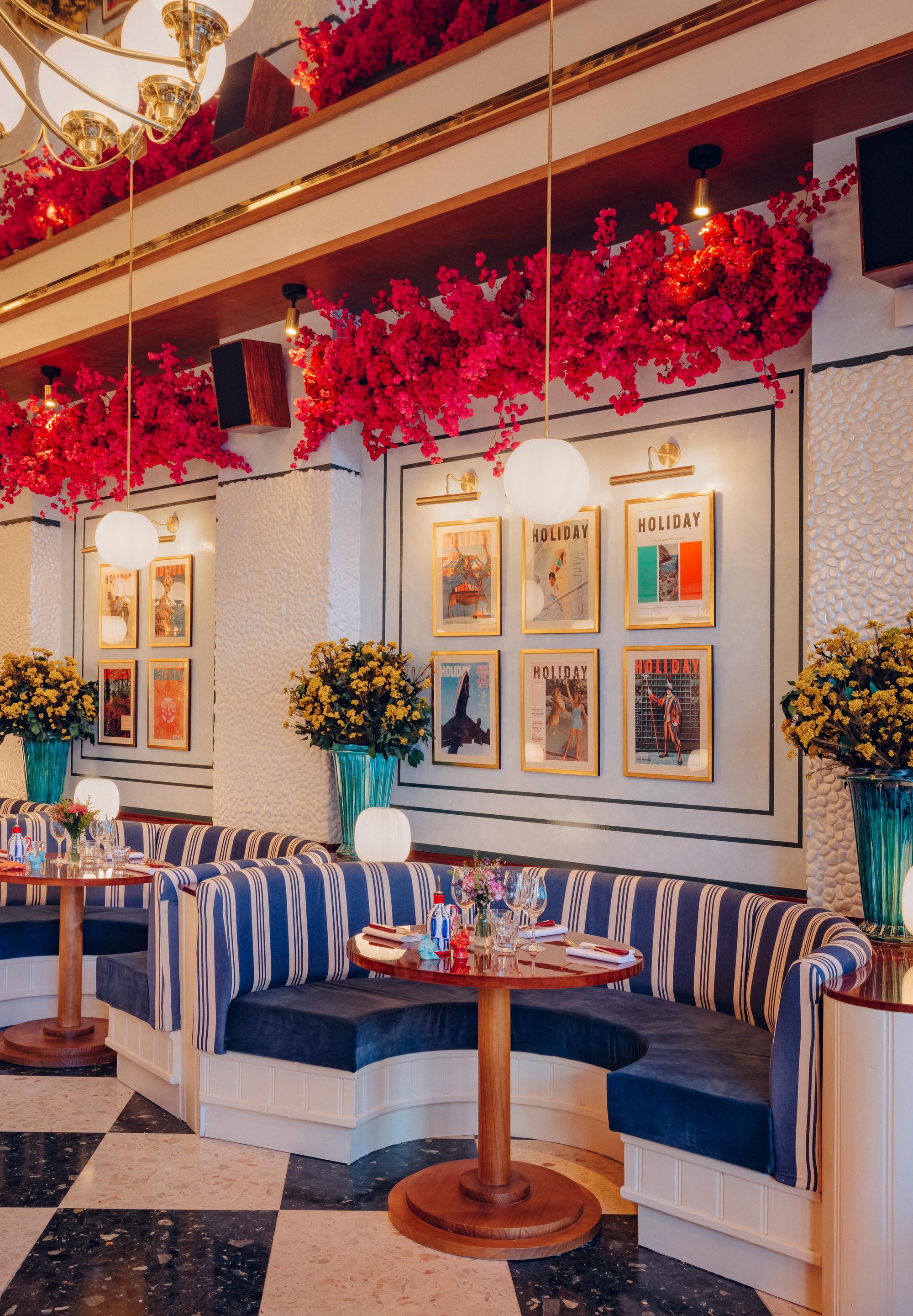 VILLA CAPRI