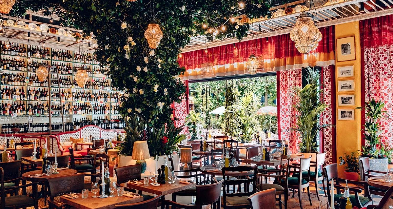 Italian Restaurant and Neapolitan Pizzeria, Fitzrovia, Central London